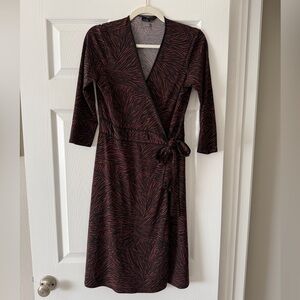 BCBGMaxAzria Brown and Black Patterned 3/4 Sleeve Dress